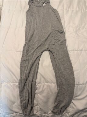 Soft Gray Sleeveless Kids Romper - Lightweight Everyday Play